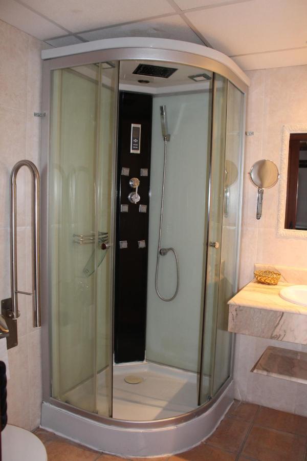 Hotel La Villa Рекена Екстериор снимка